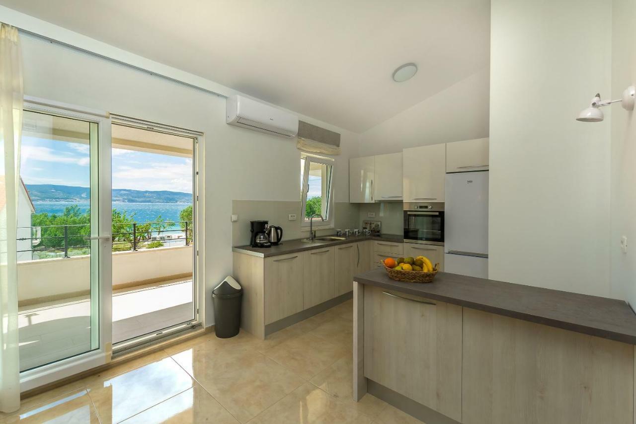 Apartments Villa Aquamarine Duce Exterior photo